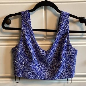 Forever 21 thick strap cropped tank top